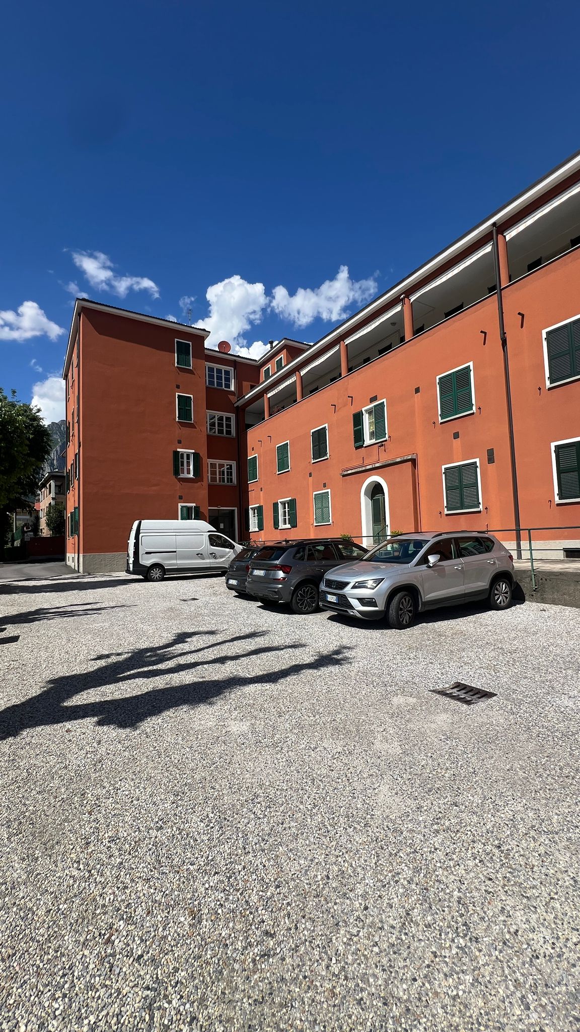 b0fe70c3-13f2-48b5-92e0-63e5834ebd67 LECCO BILOCALE AFFITTO