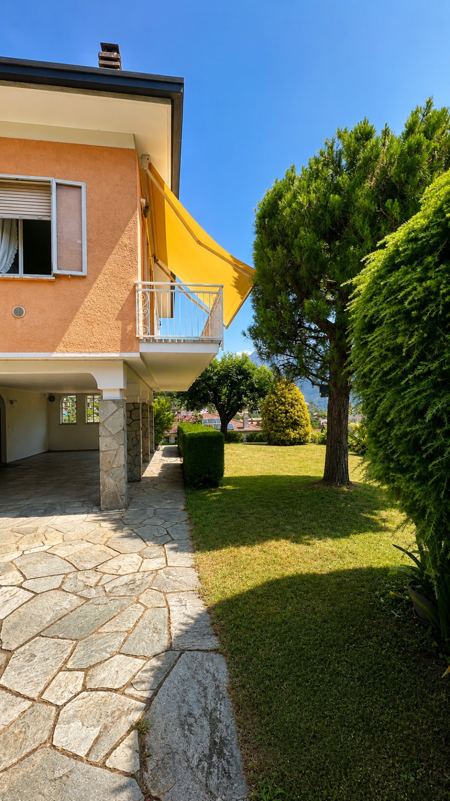 0e4e2f74-7d25-43fa-8175-f8f04b1a7a0d (1) GALBIATE VILLA SINGOLA